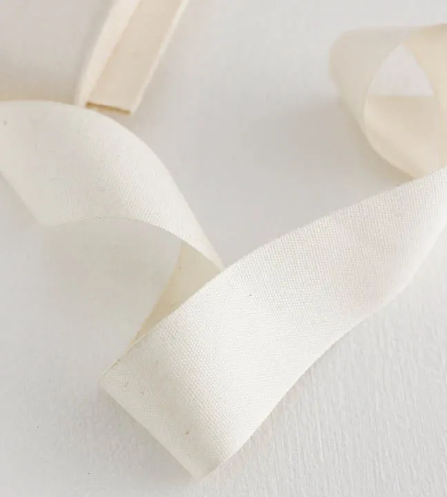 Tight weave cotton ribbon 1 1/2" width, 10 yards paddle