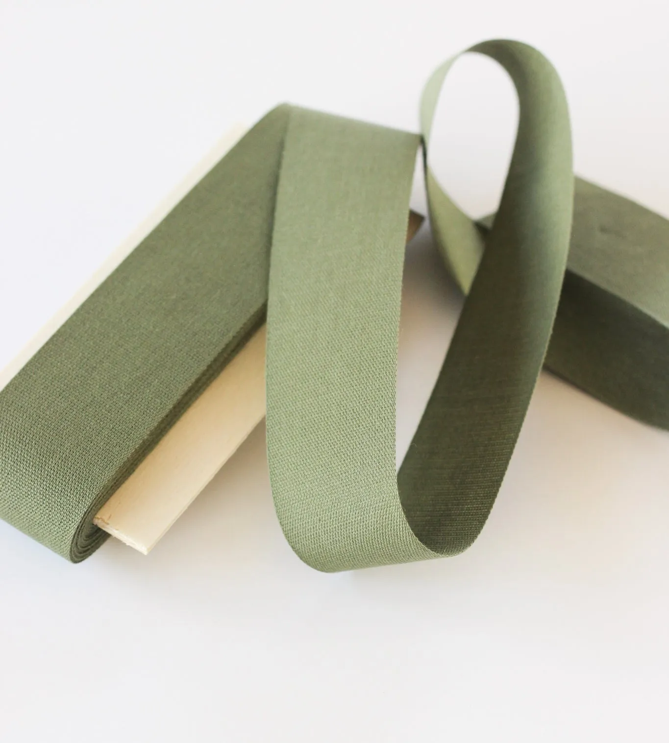 Tight weave cotton ribbon 1 1/2" width, 10 yards paddle