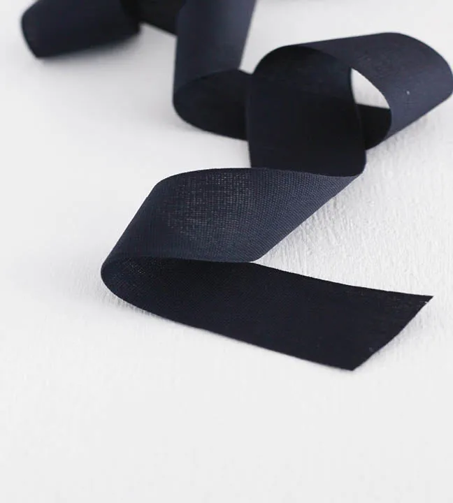 Tight weave cotton ribbon 1 1/2" width, 10 yards paddle
